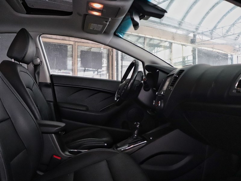 2018 Kia Forte SX Auto