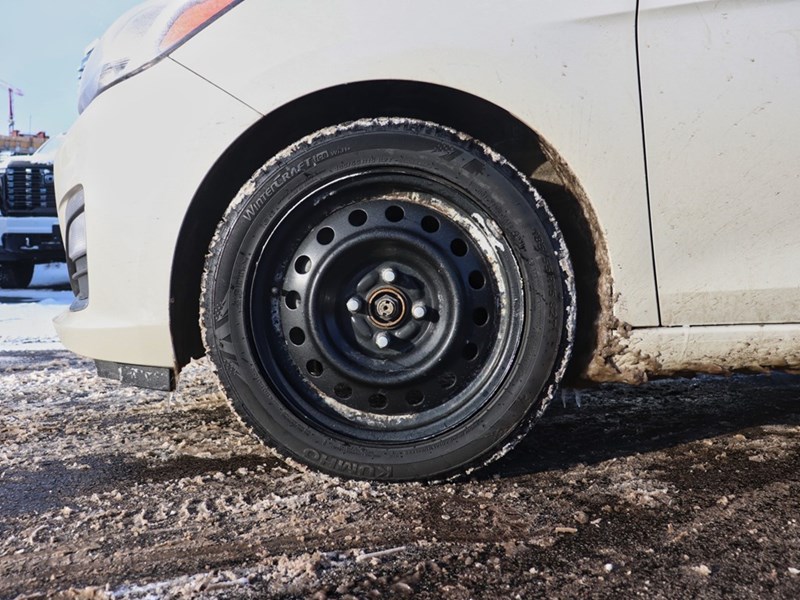 2019 Chevrolet Spark LT | SAFETYINCLUDED | GREATONGAS | 1OWNER |CARPLAY