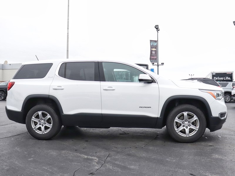 2019 GMC Acadia FWD 4dr SLE w/SLE-1