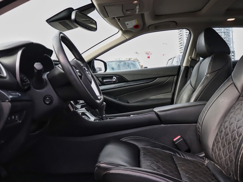 2019 Nissan Maxima SV Sedan