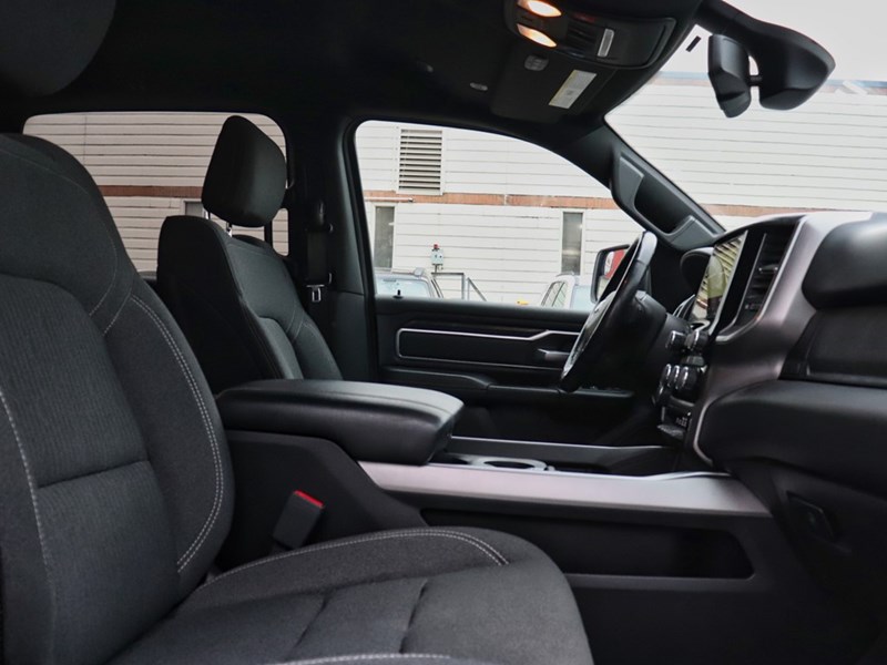 2019 RAM 1500 BIGHORN | SAFETYINCLUDED | CREWCAB | HEMI | NAVI |