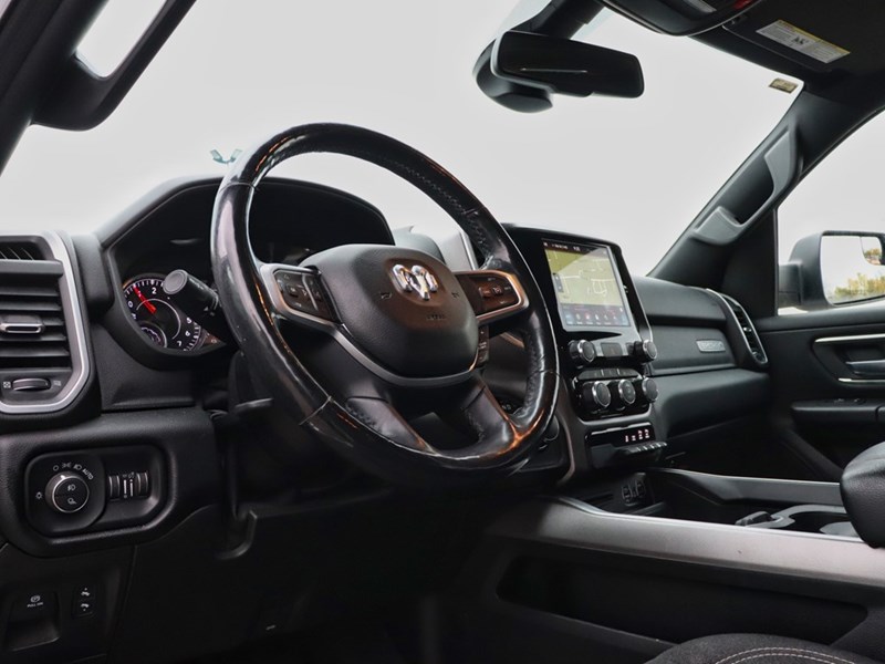 2019 RAM 1500 BIGHORN | SAFETYINCLUDED | CREWCAB | HEMI | NAVI |