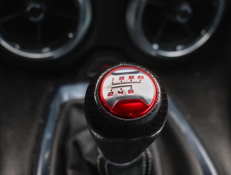 2020 Chevrolet Camaro Lt1 | 6Speed | 455Hp | 6.2Lv8 | Noaccidents | Mint