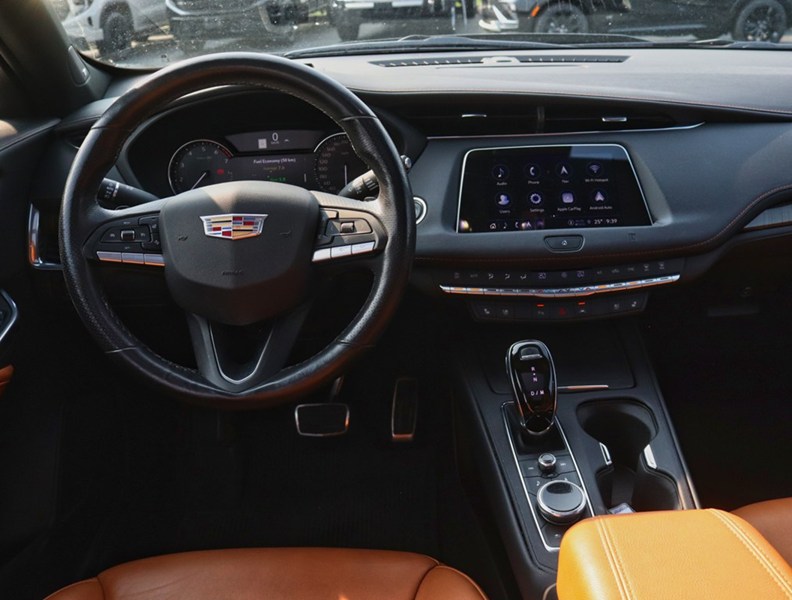 2021 Cadillac Xt4 AWD 4Dr Sport
