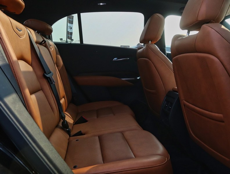 2021 Cadillac Xt4 AWD 4Dr Sport