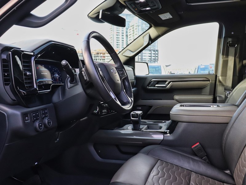 2022 Chevrolet Silverado 1500 ZR2 |6.2LV8 | CREW | LOADED | NOCLAIMS | OFFROAD