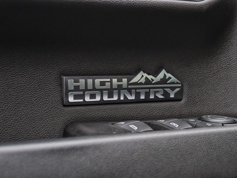 2022 Chevrolet Silverado 1500 Highcountry | Newtires | Newbrakes | Safetyincl |