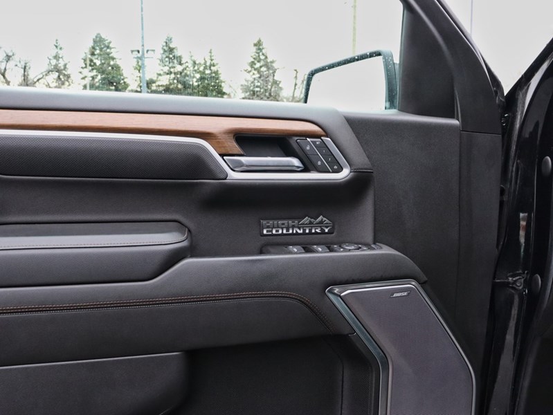 2022 Chevrolet Silverado 1500 Highcountry | Newtires | Newbrakes | Safetyincl |