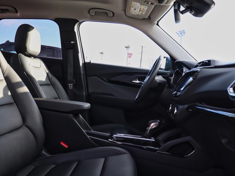 2022 Chevrolet Trailblazer LT FWD | OFFLEASE | ONLY29000KM | ROOF | CARPLAY