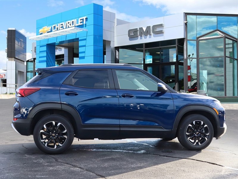 2022 Chevrolet Trailblazer LT FWD | OFFLEASE | ONLY29000KM | ROOF | CARPLAY