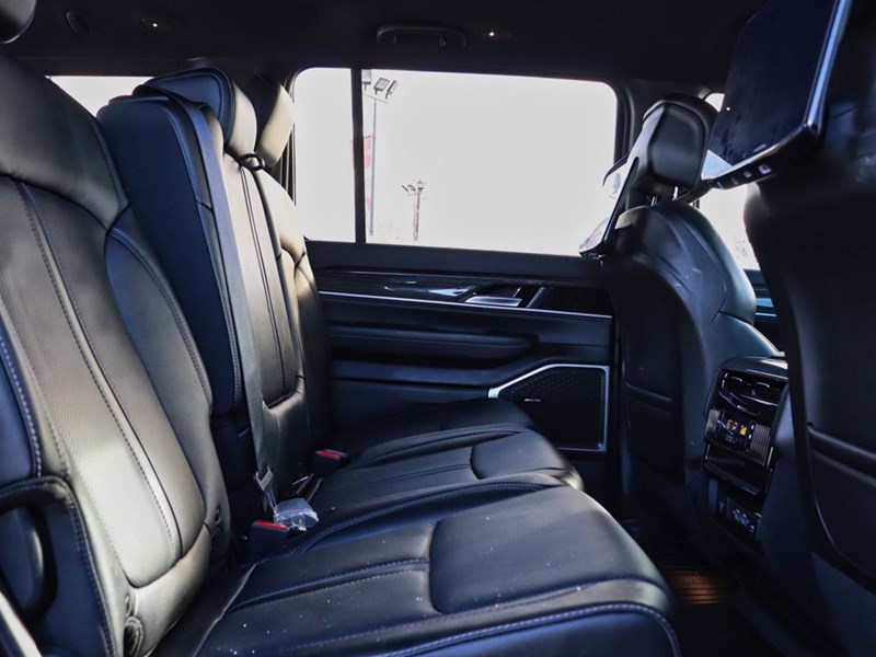 2022 Jeep Wagoneer Series III | 1OWNER | NOCLAIMS | REARSCREENS | 4X4