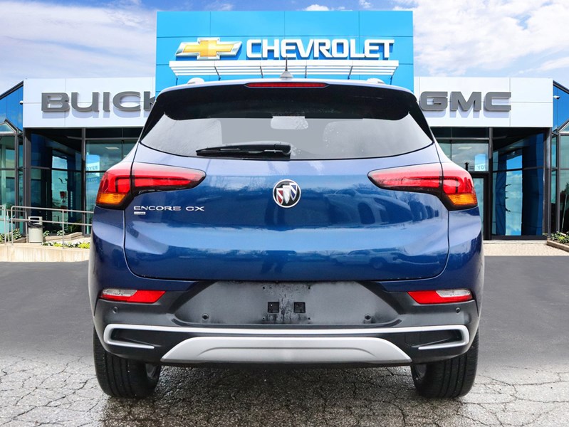 2023 Buick Encore GX AWD 4dr Select