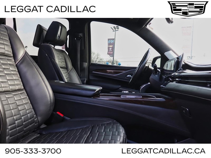 2023 Cadillac Escalade ESV SPORT PLATINUM | LOADED | RATES FROM 4.99% | 1OWNR