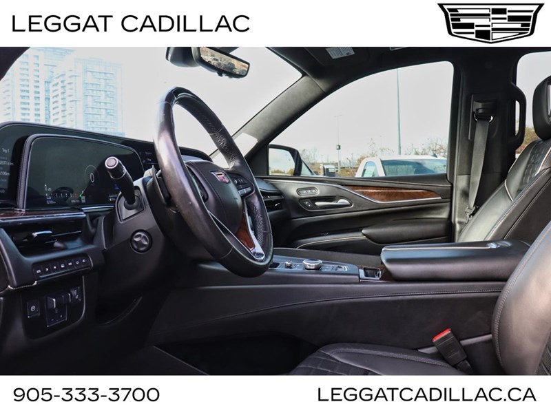 2023 Cadillac Escalade ESV SPORT PLATINUM | LOADED | RATES FROM 4.99% | 1OWNR