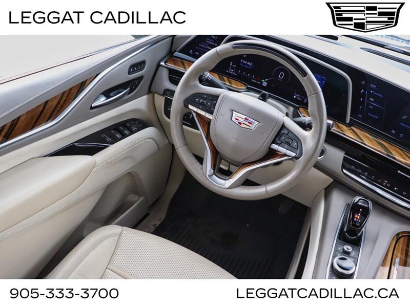 2023 Cadillac Escalade ESV 4WD 4dr Premium Luxury Platinum