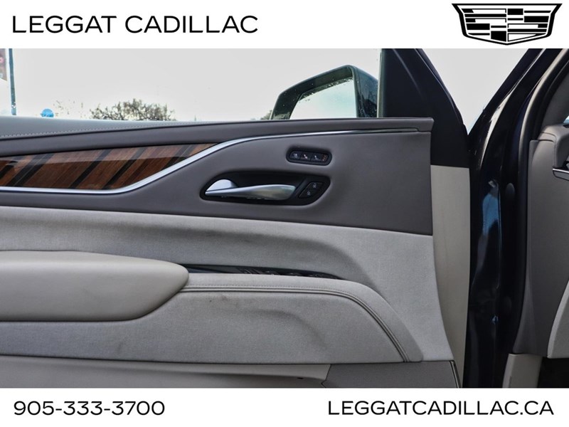 2023 Cadillac Escalade ESV 4WD 4dr Premium Luxury Platinum