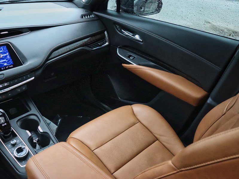 2023 Cadillac Xt4 AWD 4Dr Premium Luxury