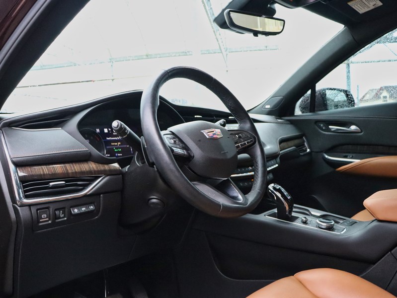 2023 Cadillac Xt4 AWD 4Dr Premium Luxury