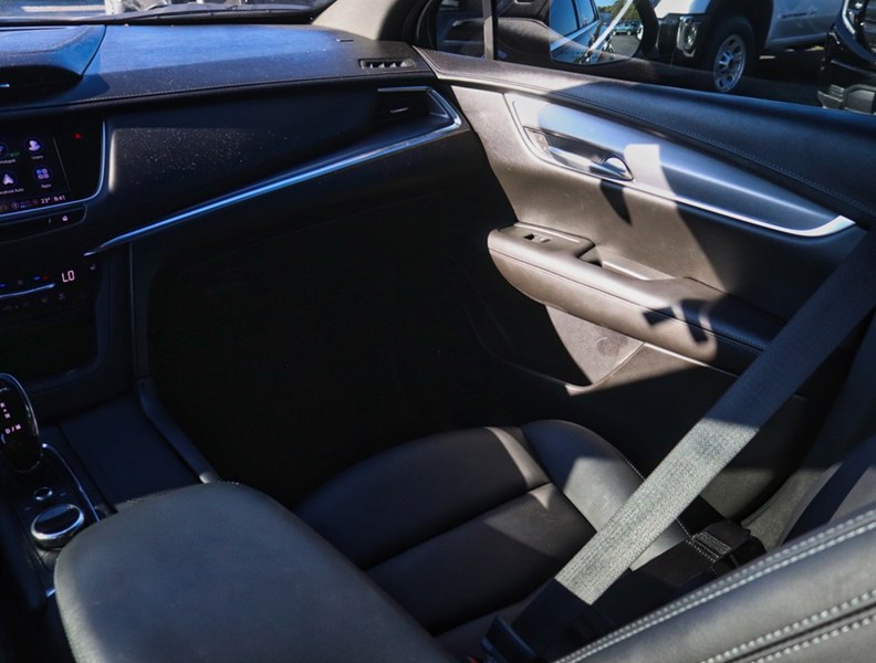 2023 Cadillac Xt5 AWD 4Dr Luxury