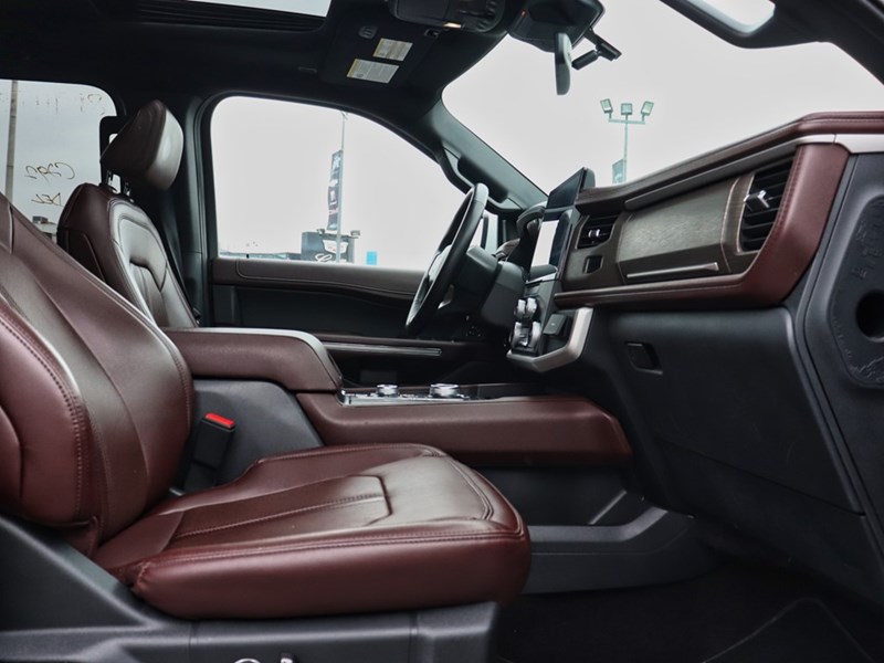 2023 Ford Expedition Max LIMITED | MAX | 8PASS | ACCIDENTFREE | REDINTERIOR