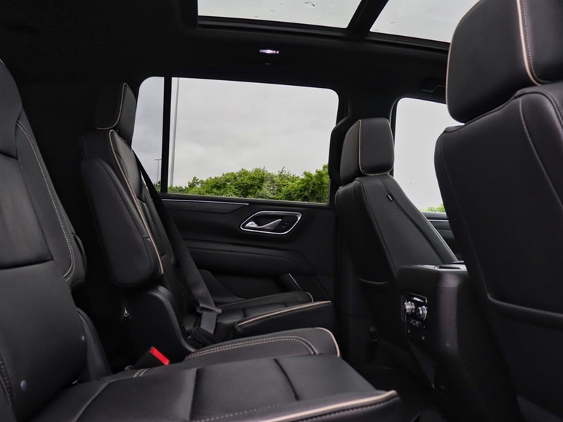 2023 GMC Yukon XL 4WD 4dr SLT | INCOMINGUNIT!