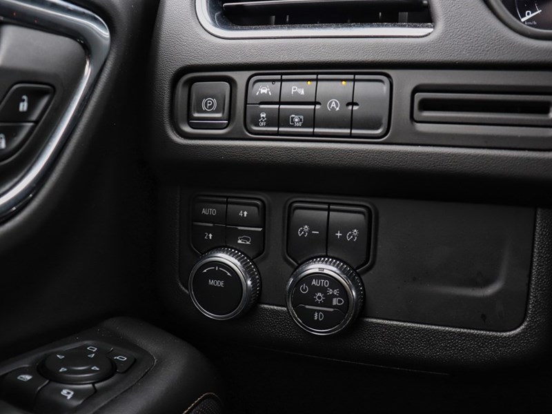 2023 GMC Yukon XL 4WD 4dr SLT | INCOMINGUNIT!