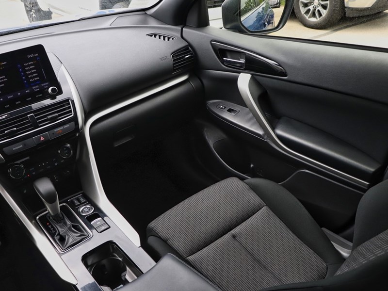 2023 Mitsubishi Eclipse Cross SE S-AWC | OFFLEASE | 1OWNER | 27000KMS | NOCLAIMS