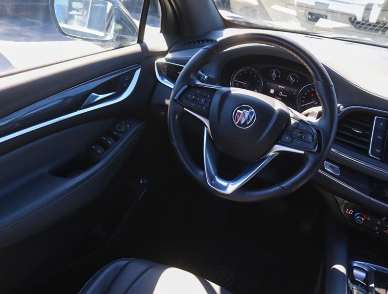 2024 Buick Enclave Essence | ST | Only12000km | 1Owner | Noaccidents