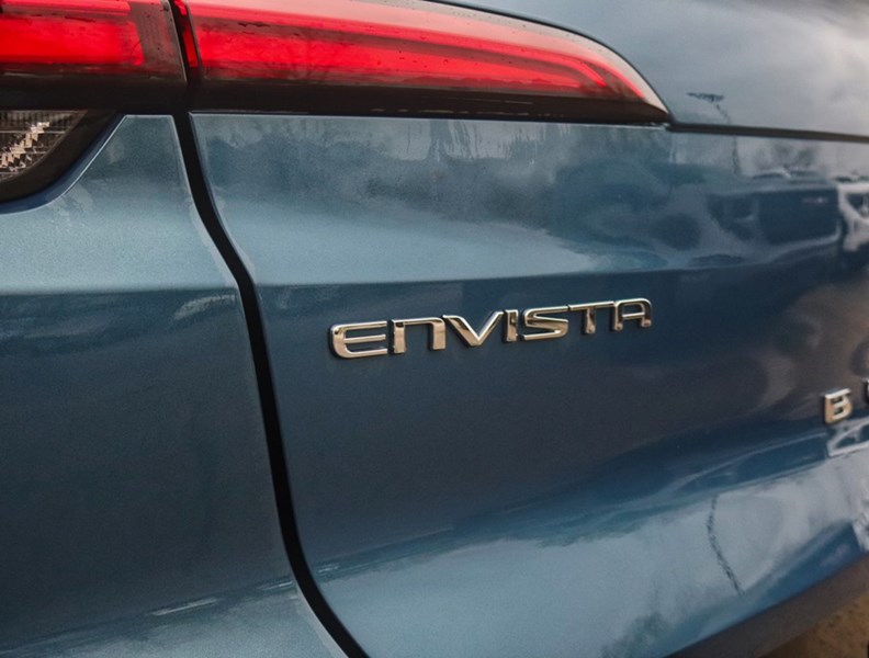 2024 Buick Envista FWD 4Dr Sport Touring