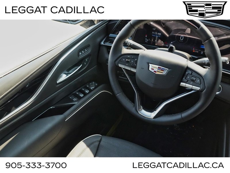 2024 Cadillac Escalade ESV 4WD 4dr Sport