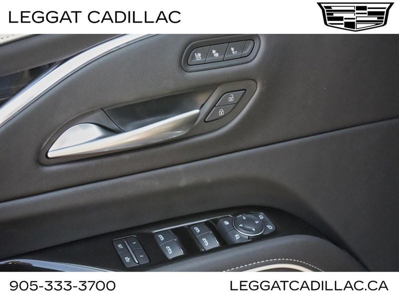 2024 Cadillac Escalade ESV 4WD 4dr Sport