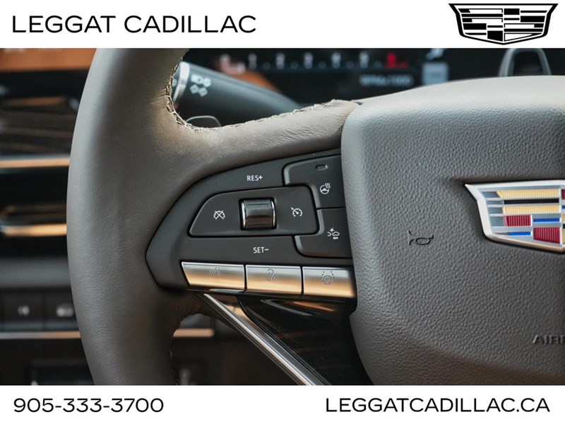 2024 Cadillac Escalade ESV 4WD 4dr Premium Luxury