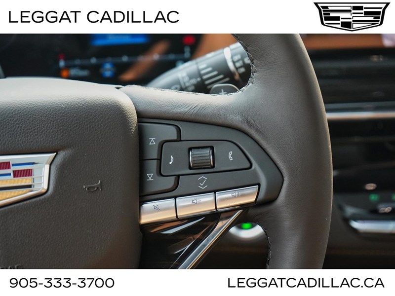 2024 Cadillac Escalade ESV 4WD 4dr Premium Luxury