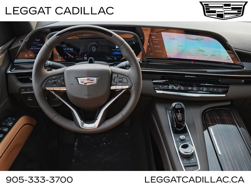 2024 Cadillac Escalade ESV 4WD 4dr Premium Luxury