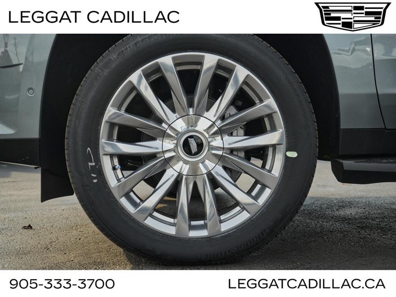 2024 Cadillac Escalade ESV 4WD 4dr Premium Luxury
