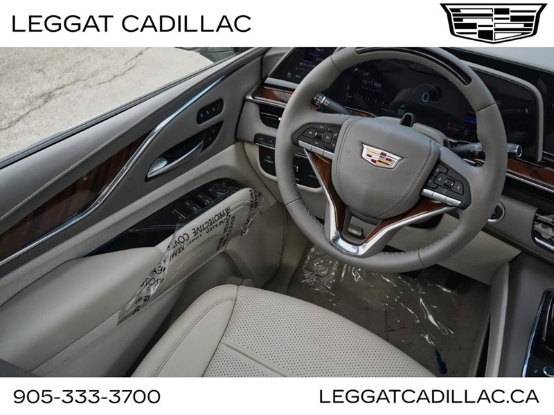 2024 Cadillac Escalade ESV 4WD 4dr Premium Luxury Platinum