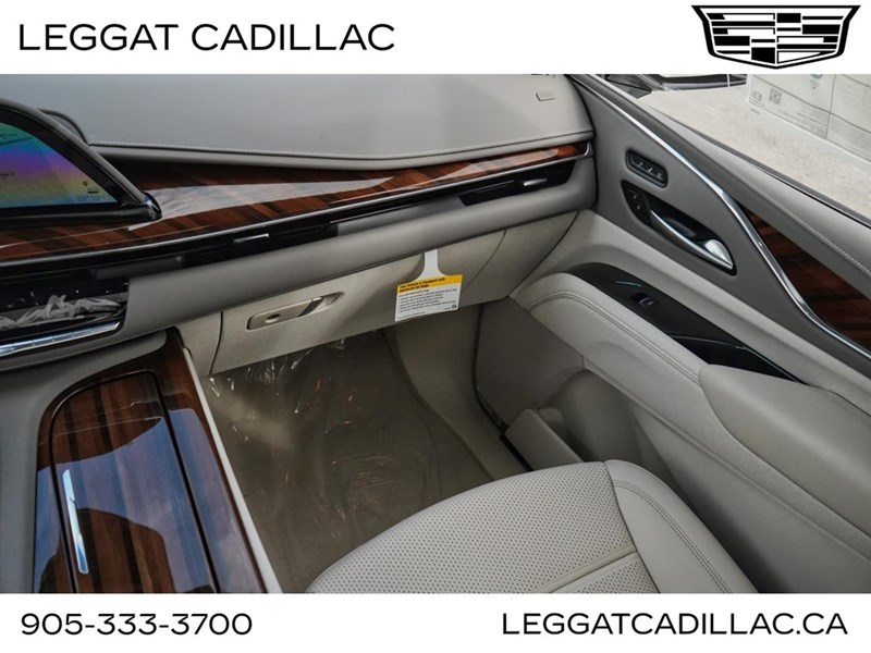 2024 Cadillac Escalade ESV 4WD 4dr Premium Luxury Platinum