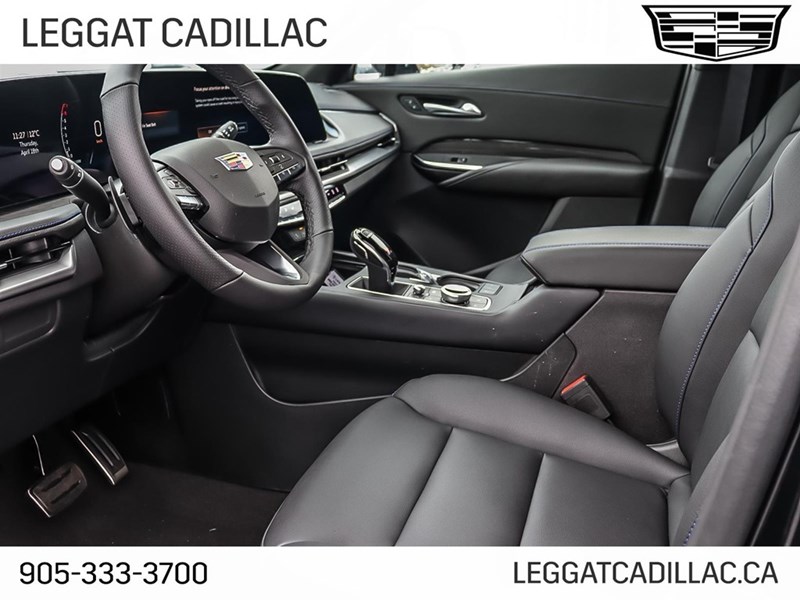 2024 Cadillac XT4 AWD 4dr Sport