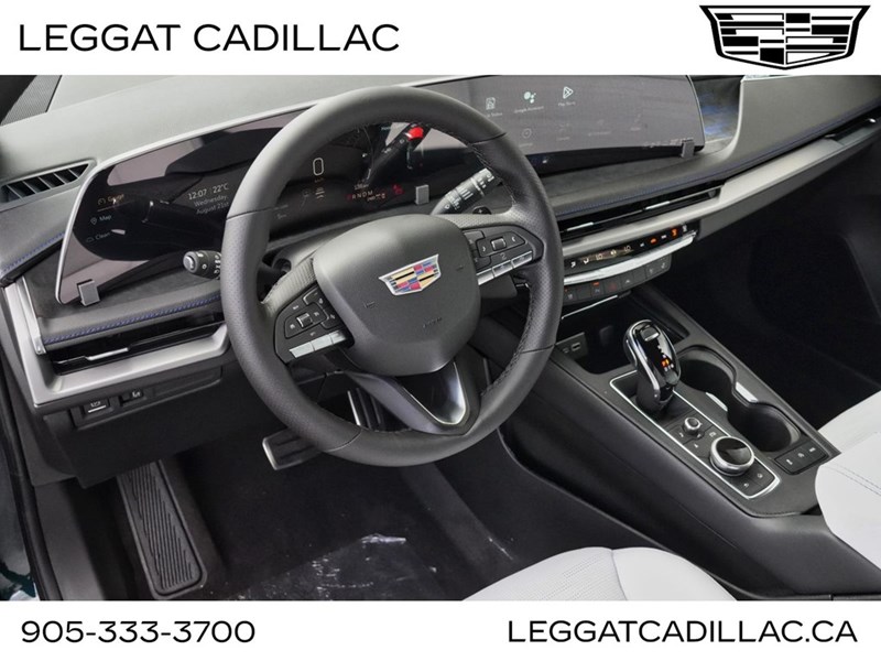 2024 Cadillac XT4 AWD 4dr Sport