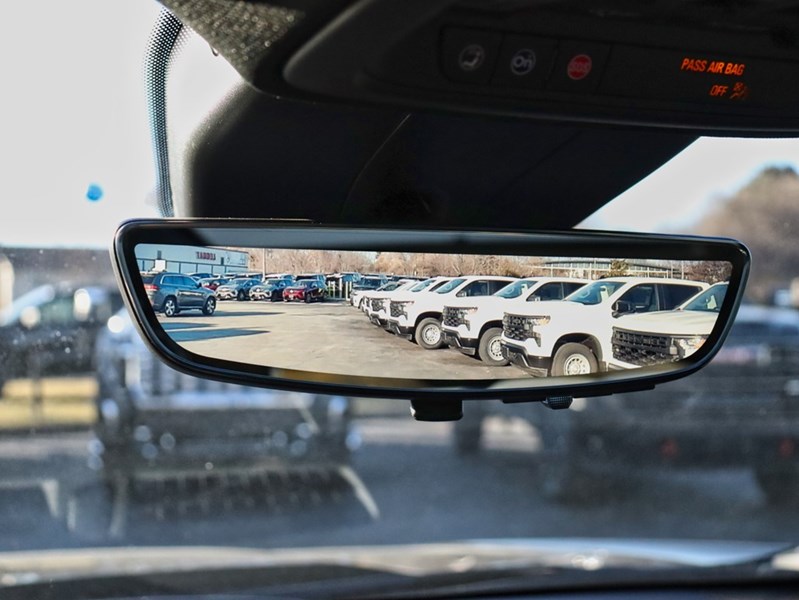 2024 Cadillac Xt4 Sport | AWD | 2Setsoftires | Only25000km | Likenew