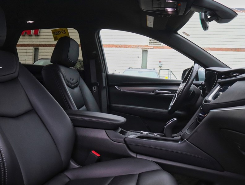 2024 Cadillac Xt5 AWD 4Dr Luxury