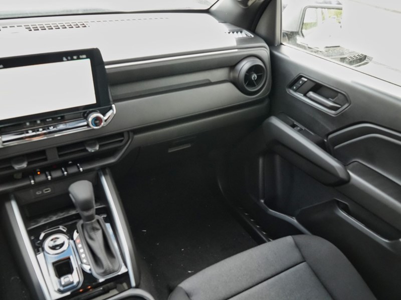 2024 Chevrolet Colorado 4WD Crew Cab WT