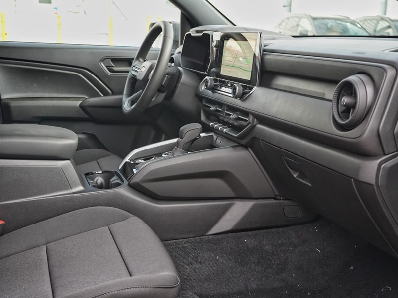 2024 Chevrolet Colorado 4WD Crew Cab WT