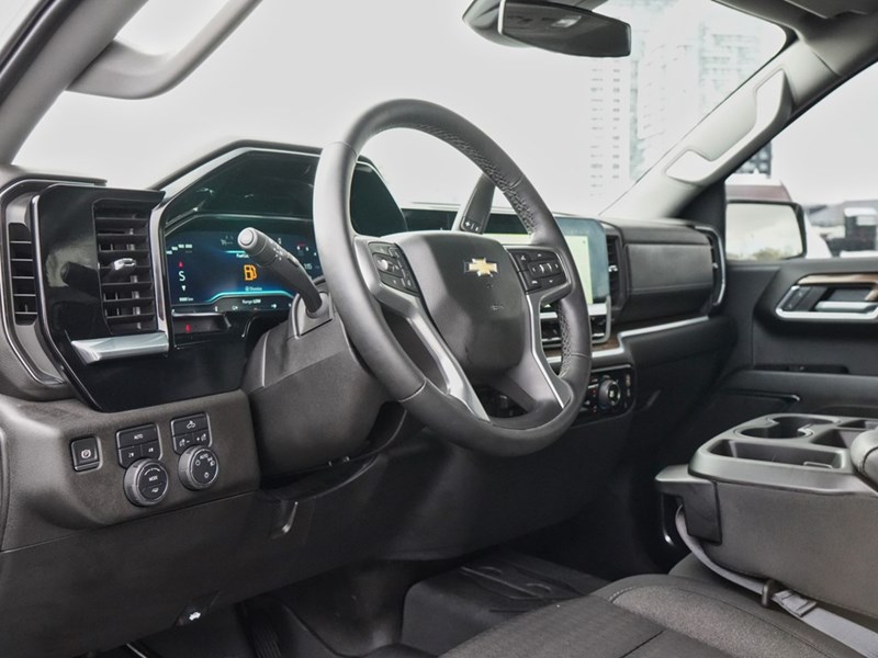 2024 Chevrolet Silverado 1500 4WD Crew Cab 147