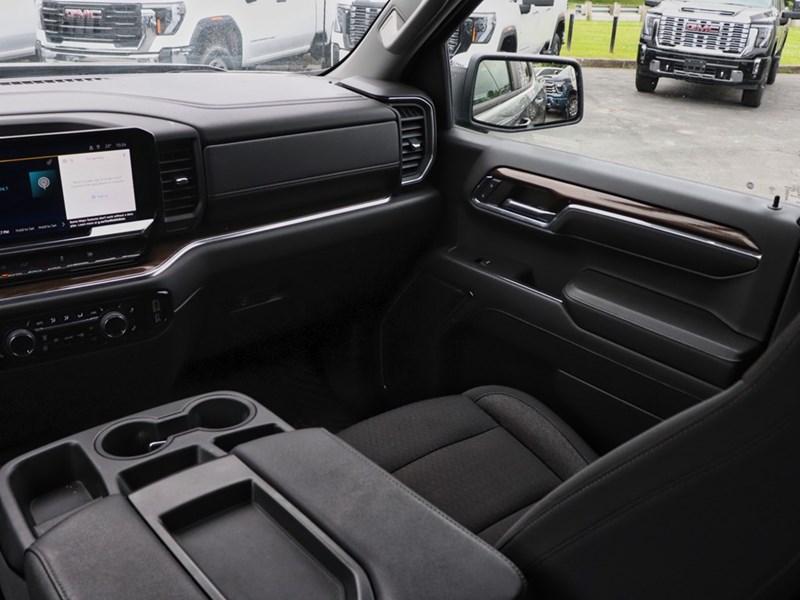 2024 Chevrolet Silverado 1500 LT | CREWCAB | 5.3L | BACKUP | CARPLAY | NOCLAIMS