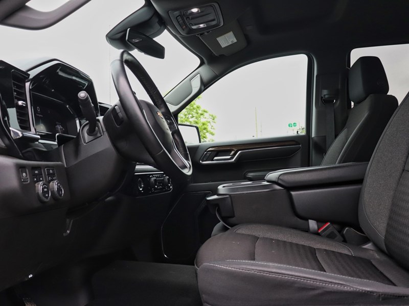 2024 Chevrolet Silverado 1500 LT | CREWCAB | 5.3L | BACKUP | CARPLAY | NOCLAIMS