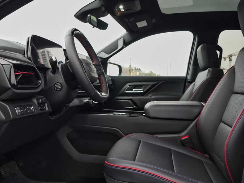 2024 Chevrolet Silverado EV e4WD Crew Cab RST