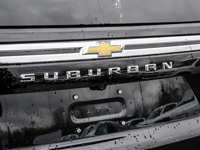 2024 Chevrolet Suburban 4WD 4dr LS