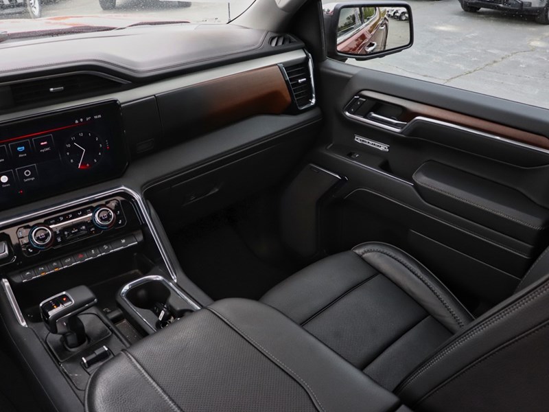 2024 GMC Sierra 1500 DENALI | ONLY21000KMS |TECHPKG | DIESEL | TONNEAU
