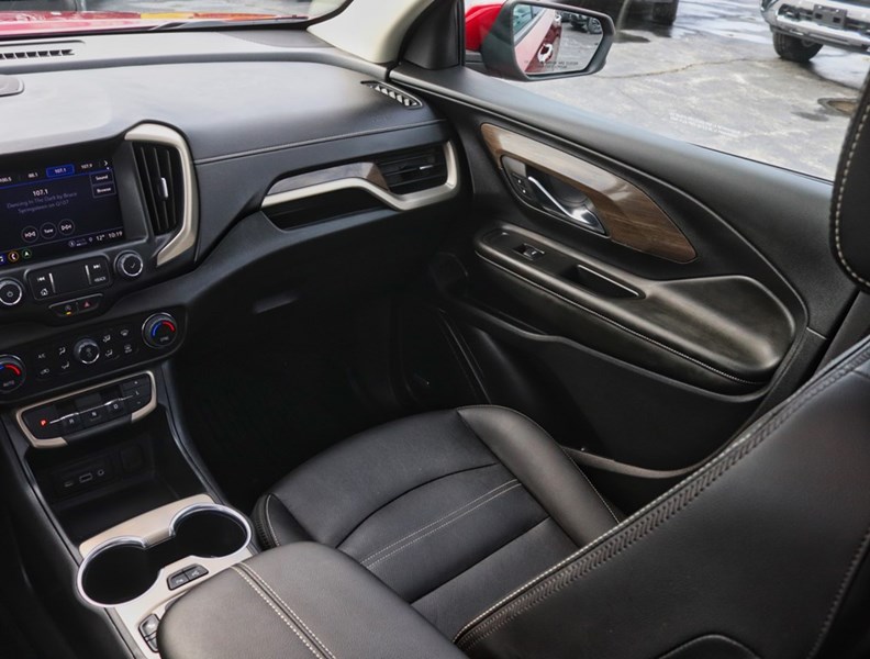 2024 Gmc Terrain AWD 4Dr Denali